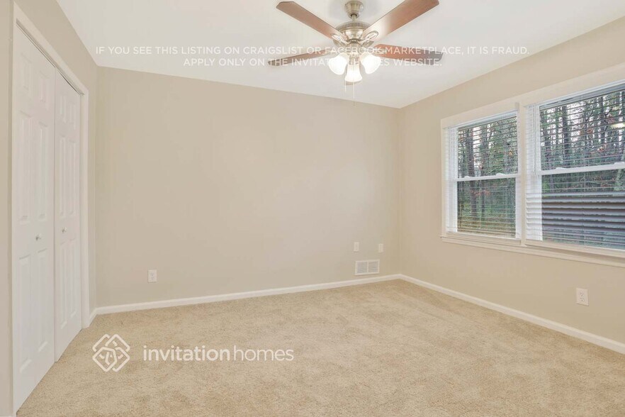 Building Photo - 1150 Carlo Terrace SW