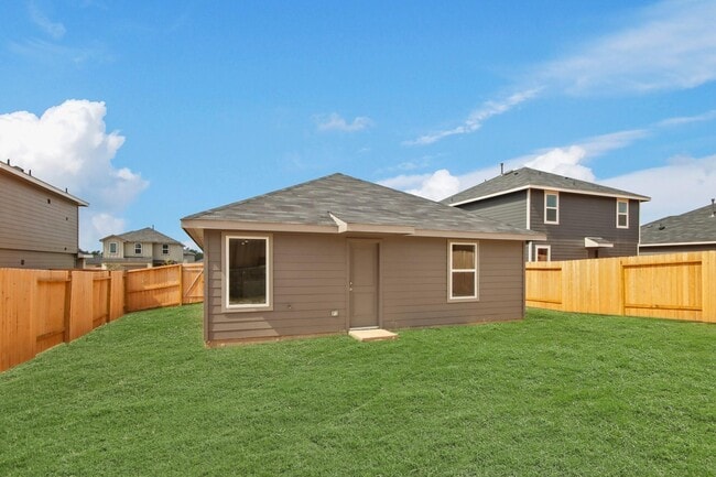 Building Photo - 40830 Hawthorne Glades St