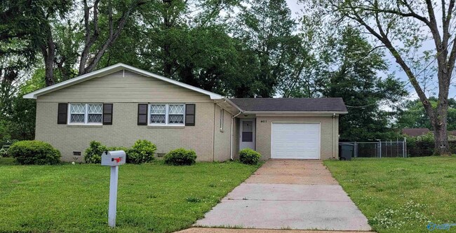 Primary Photo - 4611 Daugette Dr NW