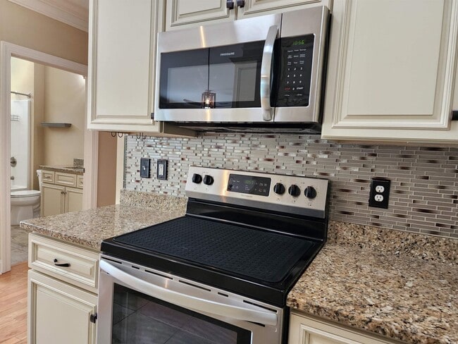 Building Photo - 128 Puffin Dr