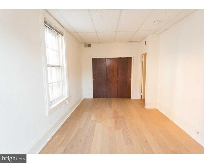 Building Photo - 901 Clinton St