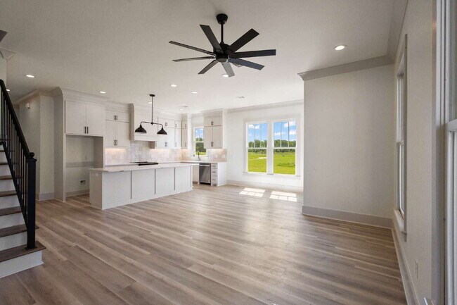 Building Photo - Luxury Townhome for Rent in Waterpointe | 3 Bed | 2.5 Bath | Private Courtyard