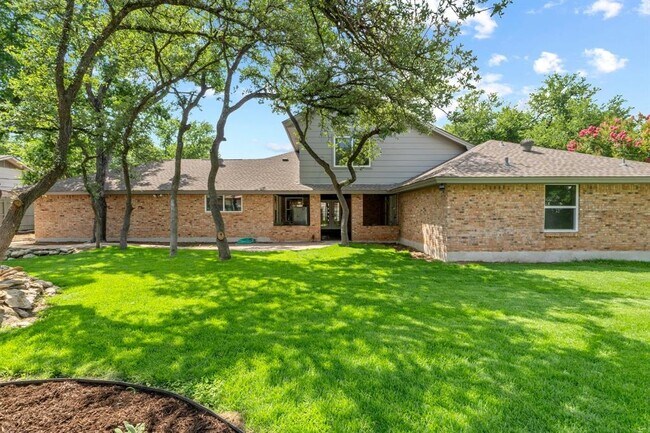 Building Photo - 801 Lime Rock Dr