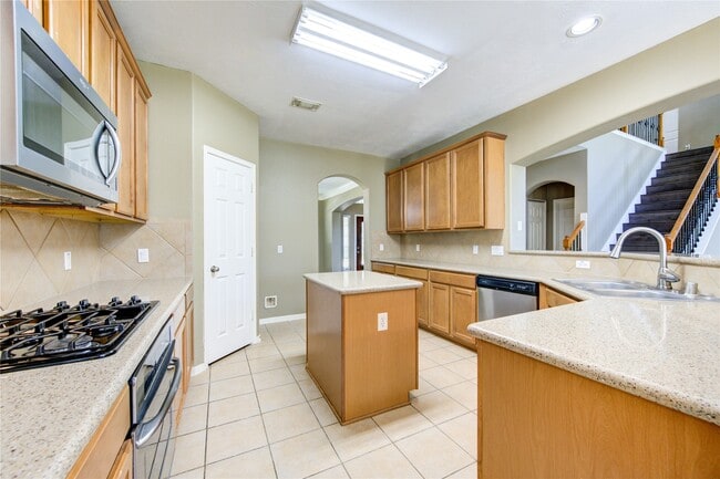 Building Photo - 2810 Shadow Canyon Ln