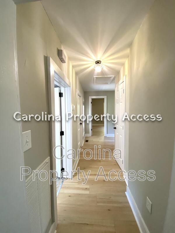 Building Photo - 2928 Evans Rd