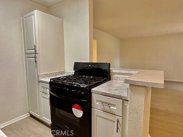 Building Photo - 1810 W Sallie Ln