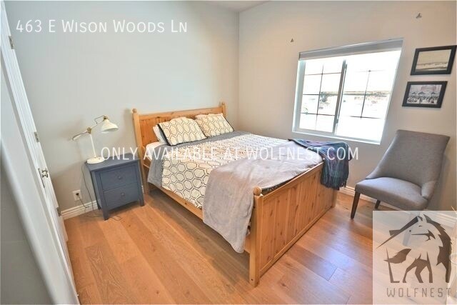 Building Photo - Stunning 6 Bedroom Fort Union Home! No Dep...