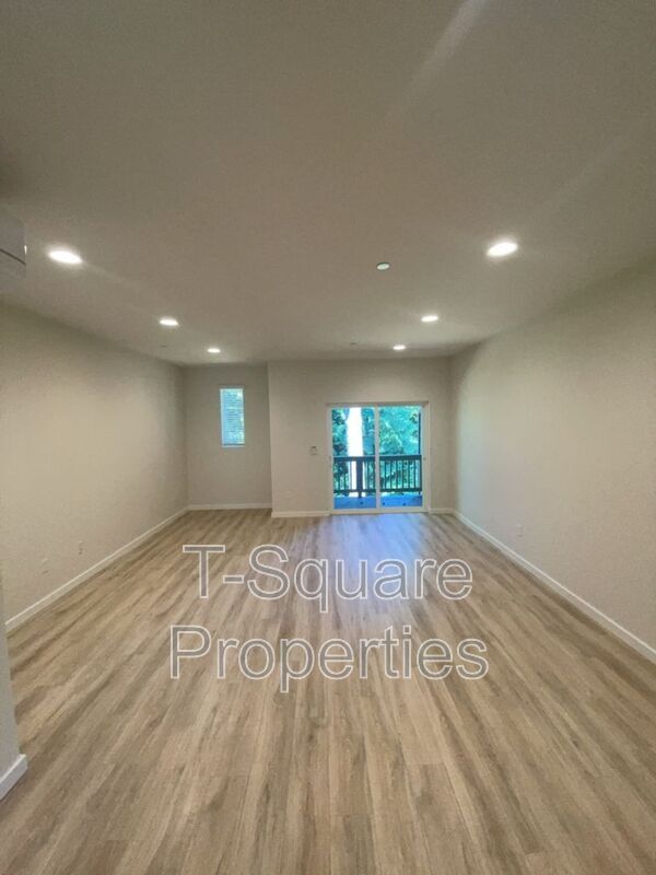 Building Photo - 13117 3rd Ave SE