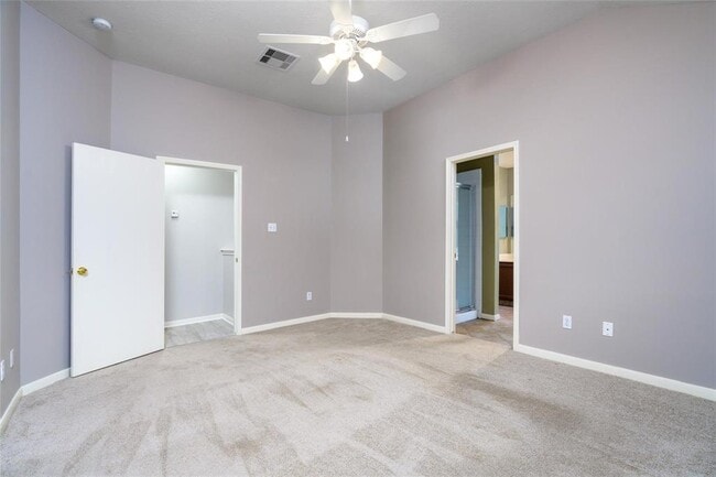 Building Photo - 15418 Forest Creek Farms Dr