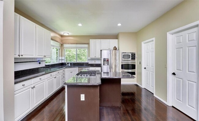 Building Photo - 1357 Westhampton Woods Ct