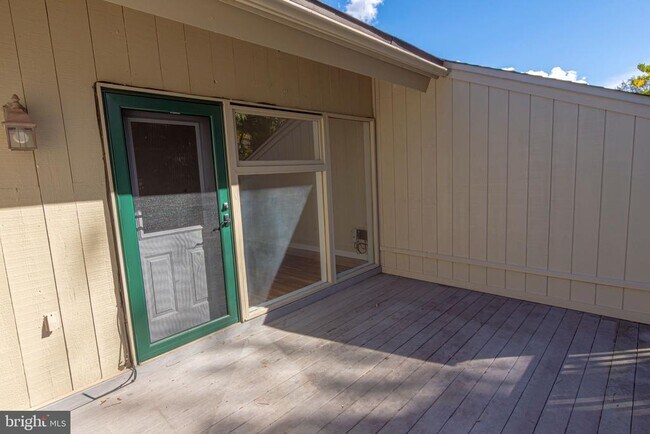 Building Photo - 20A Oscar Hammerstein Way