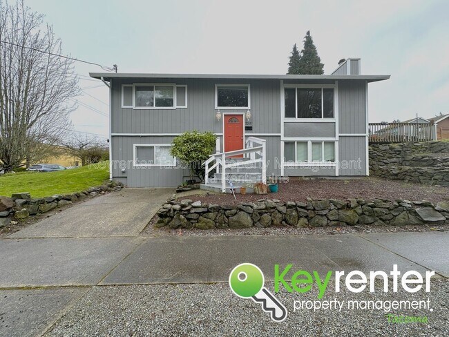 Building Photo - 2215 N Madison St