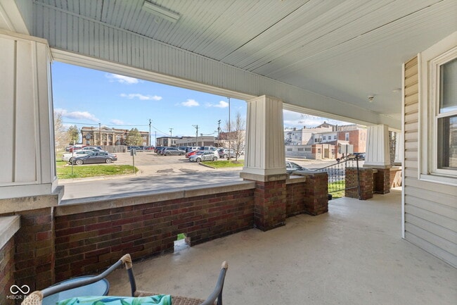 Building Photo - 195 W Marion St