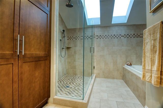 Building Photo - 4970 Thunder Rd