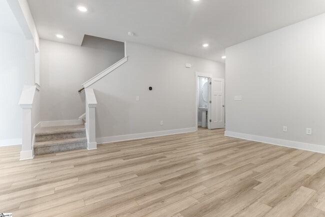 Building Photo - 1031 Millison Pl