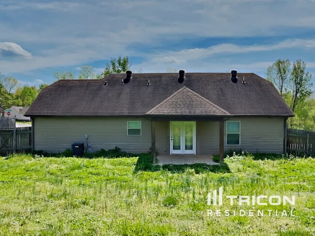 Building Photo - 2945 Lily Way