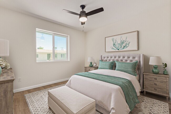 Building Photo - Stylish. Newly Renovated. Cozy, Boutique Community - On Broadway Apartments