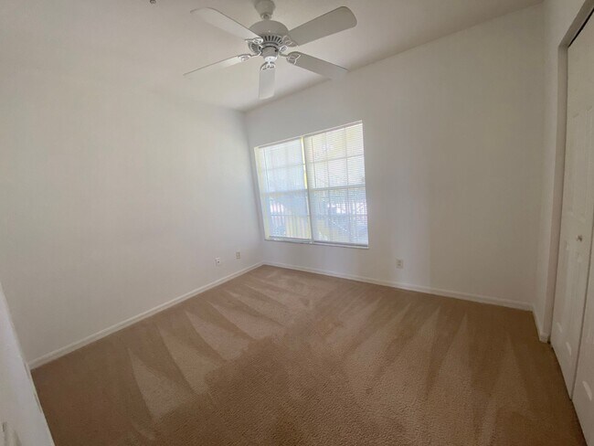 Building Photo - 2140 Heron Lake Dr