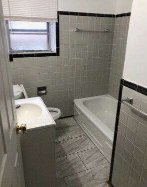 Building Photo - 4811 Cadieux Rd