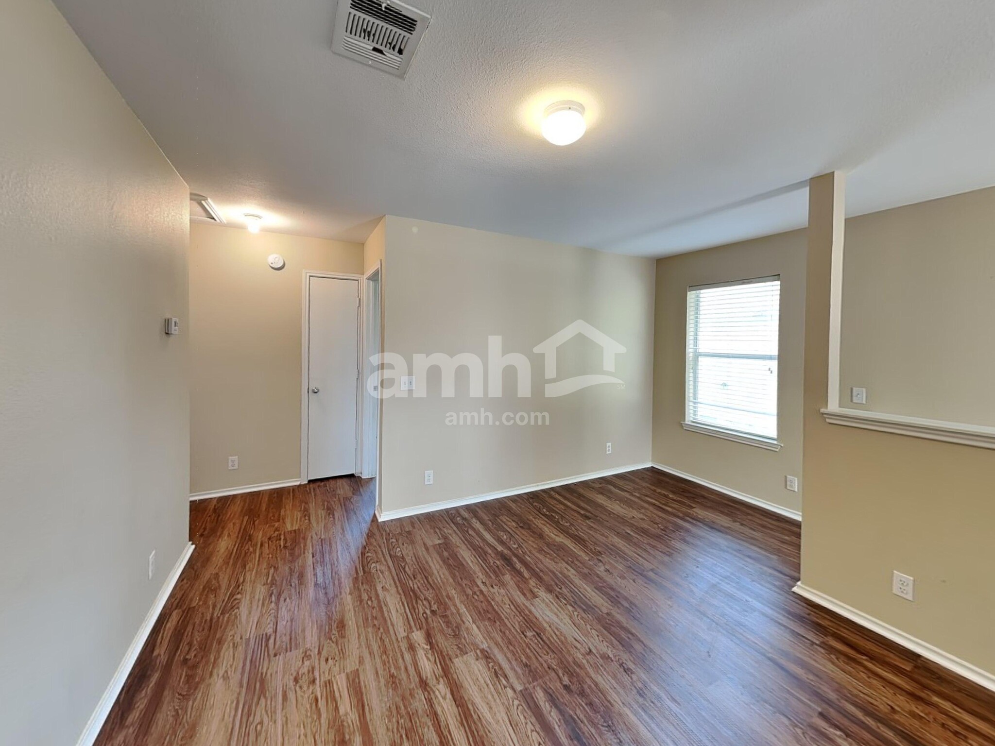 Building Photo - 2417 Elara Dr
