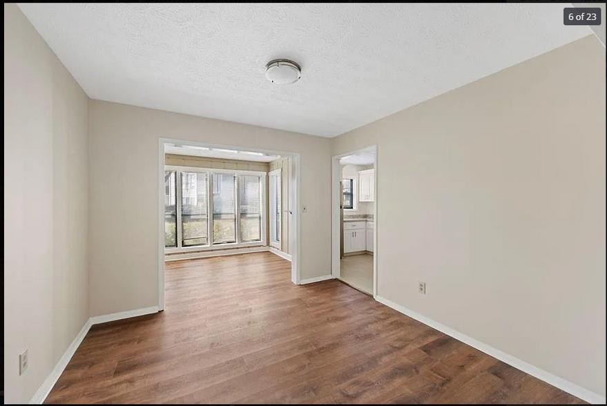 Sun Room - 601 Park Ridge Cir