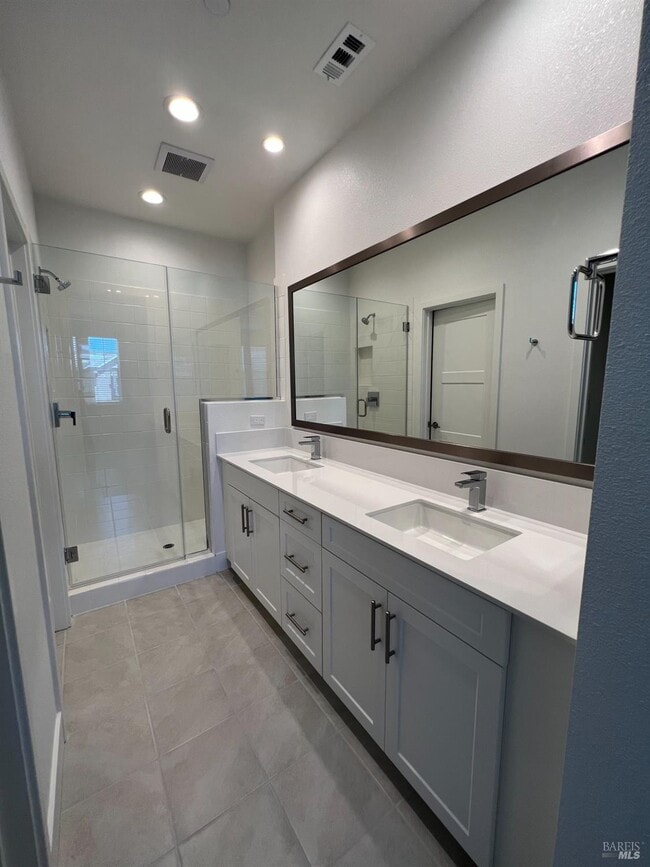 Building Photo - 426 Semillon Ln