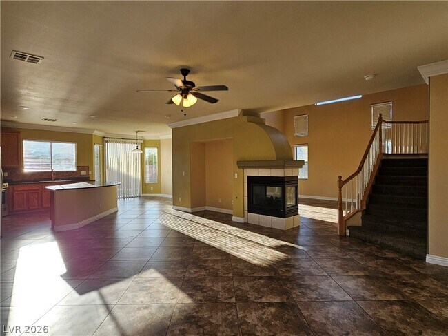 Building Photo - 5604 Pacesetter St