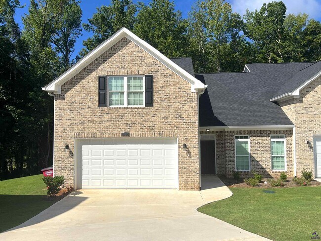 Primary Photo - 250 High Ridge Ct