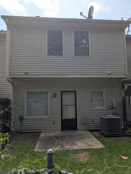 Building Photo - 106 Bethany Ln