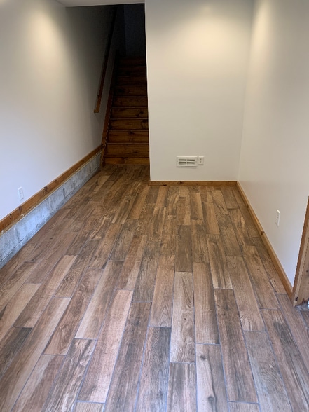 Building Photo - 237 Coale Ln