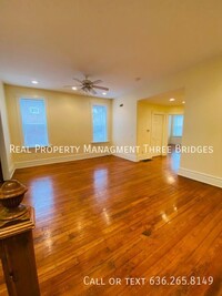 Building Photo - Soulard 2-Bedroom Upstairs Apartment