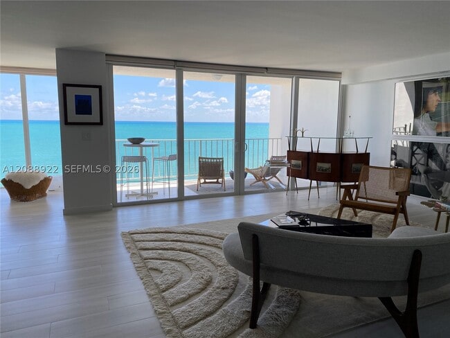 Building Photo - 881 Ocean Dr