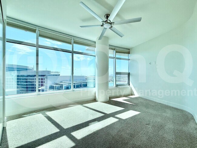 Building Photo - 140 E Rio Salado Pkwy