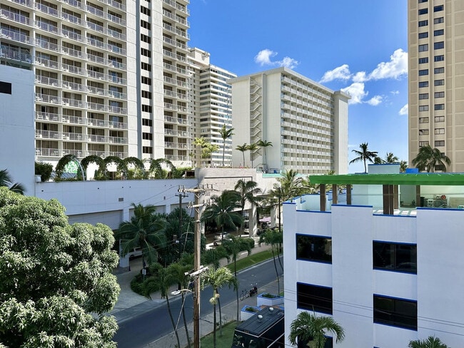 Building Photo - 2464 Prince Edward St