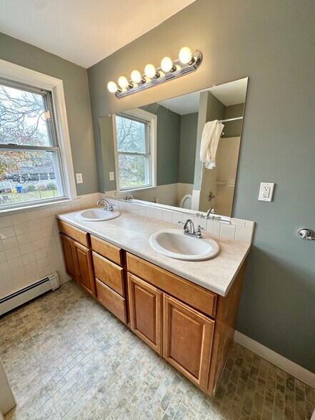 Building Photo - 129 Lafayette Ave