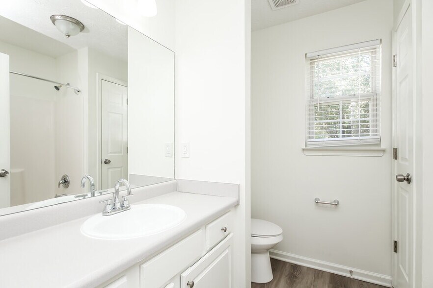 Building Photo - 54 Virginia Heights Dr