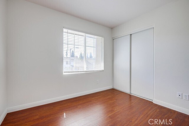 Building Photo - 321 N Riley Ct