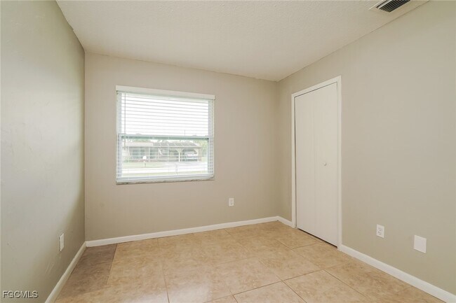 Building Photo - 19058 Flamingo Rd