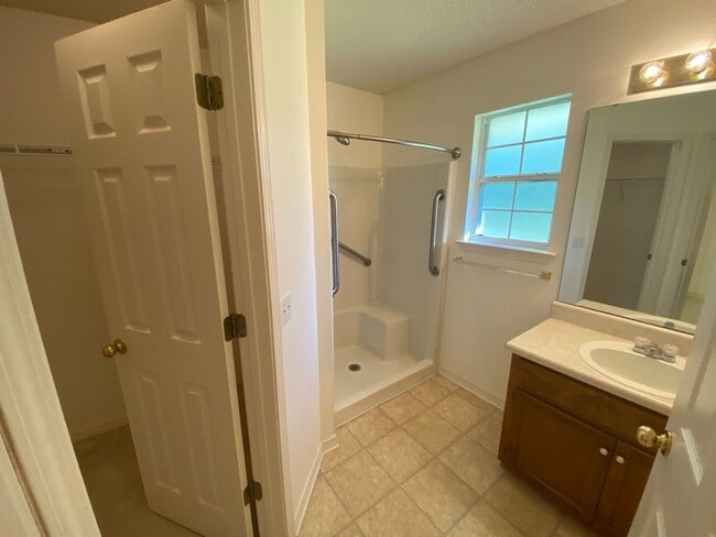 Building Photo - Navarre - Holley By the Sea - 4 bedroom, 3...