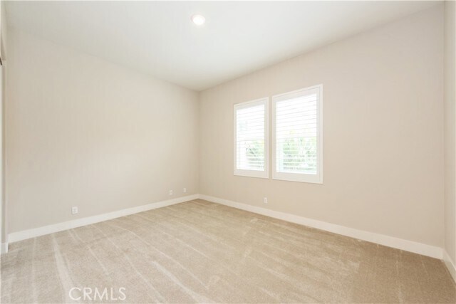 Building Photo - 104 Turnstone