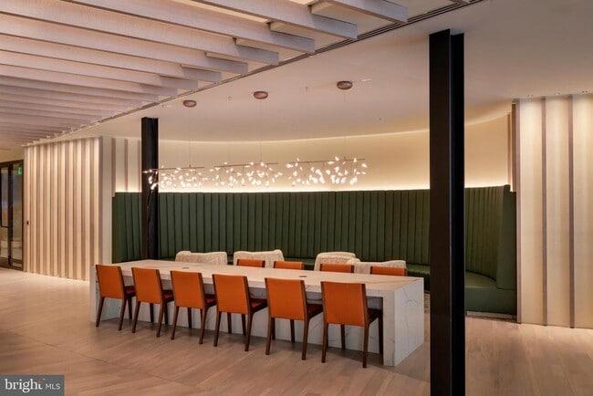 Building Photo - 1425 New York Ave NW