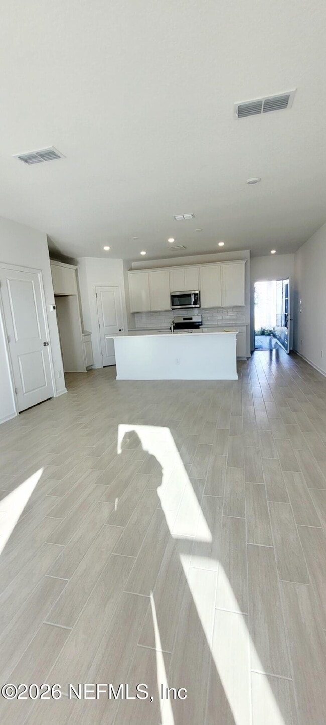 Building Photo - 40 Kingsville Ct