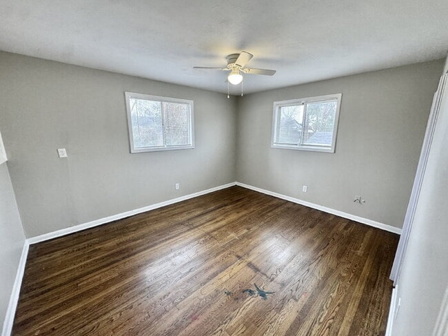 Building Photo - 735 Ledbetter Ave