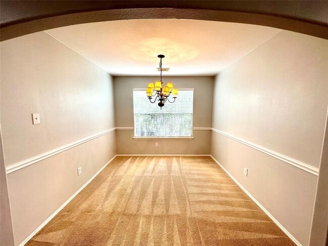 Building Photo - 26510 Forest Pine Ln