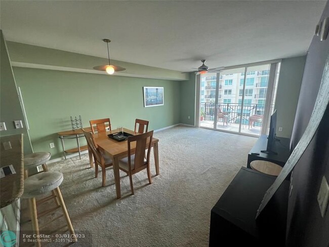 Building Photo - 610 W Las Olas Blvd