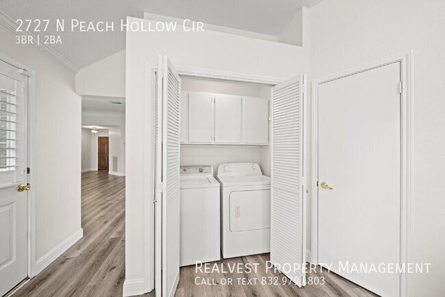 Building Photo - 2727 N Peach Hollow Cir