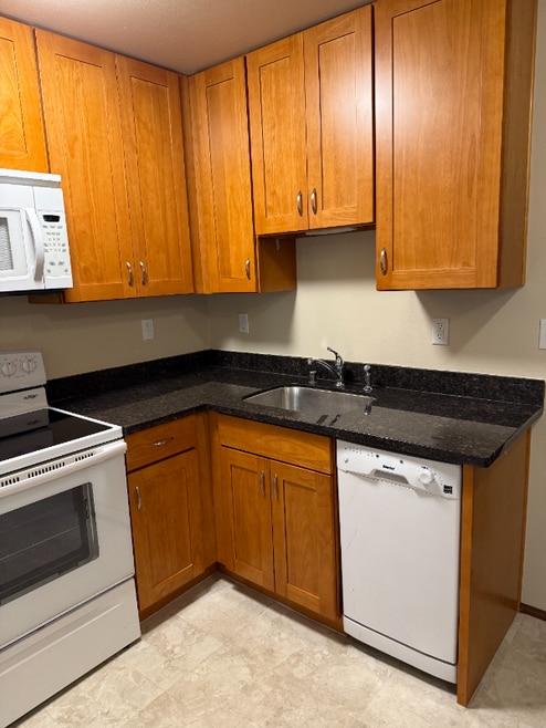 Building Photo - 8532 Phinney Ave N