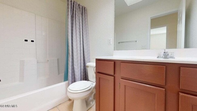 Building Photo - 2112 Shreya St