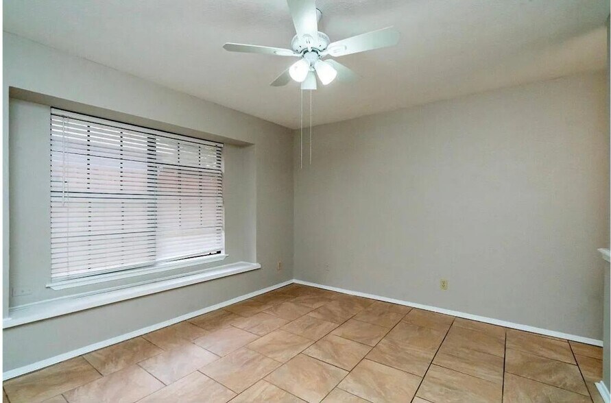 Building Photo - 3207 Forest Creek Dr