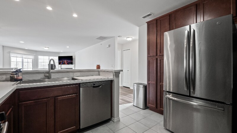 Building Photo - 7008 Boulder Pointe Dr